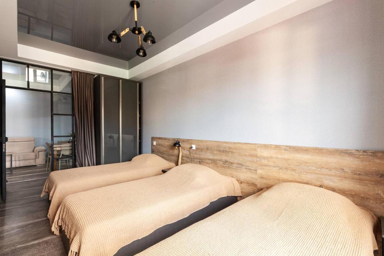 Veli Group Apartment In Old City Kutaisi Eksteriør billede